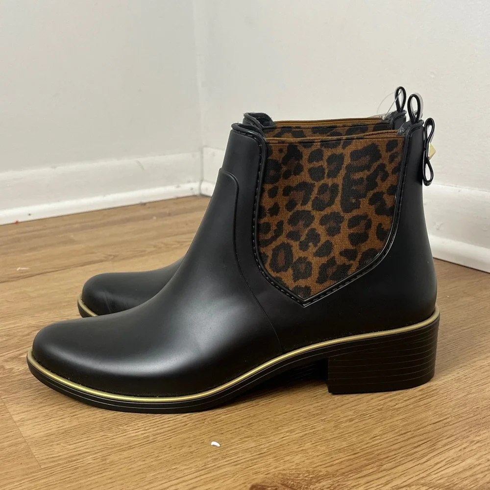 Kate Spade Leopard Print Rain Boots Women 8 Black Chelsea Rubber Gold Accent NEW
